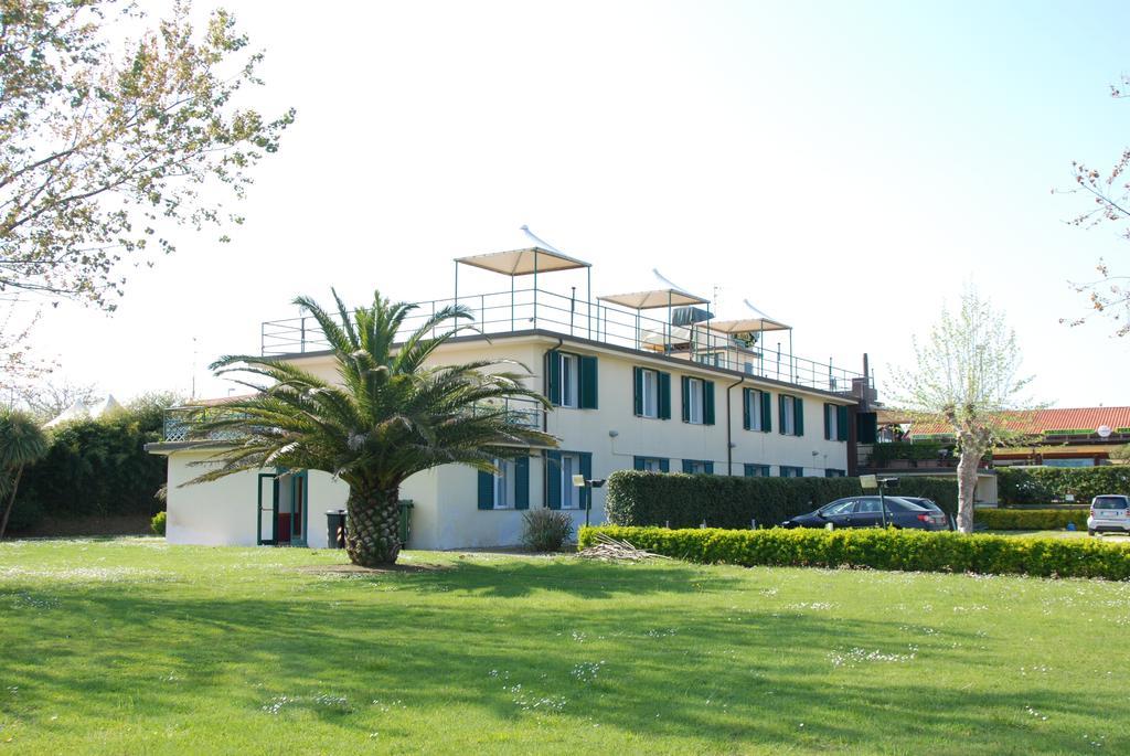 Hotel Turandot Torre del Lago Puccini Exterior foto